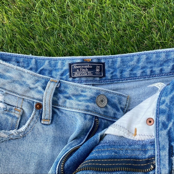 Abercrombie & Fitch Jean Skirt - Picture 4 of 4